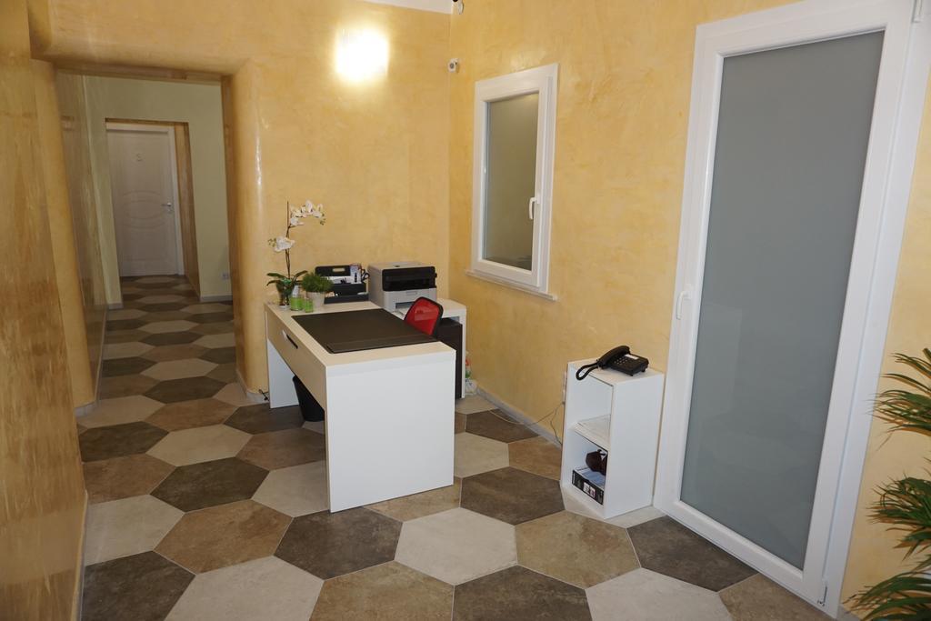 Residence Stendhal Guest House Civitavecchia Exterior foto