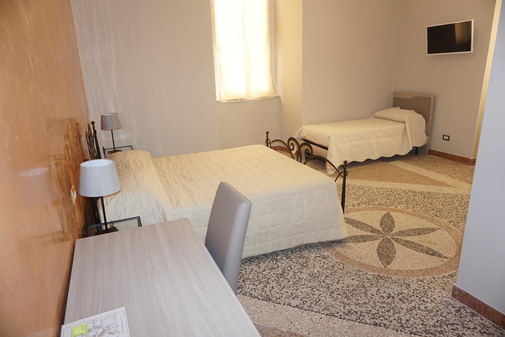 Residence Stendhal Guest House Civitavecchia Exterior foto